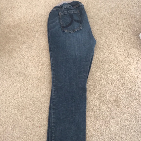 Cute Full-Panel Skinny Jean - Picture 4 of 5